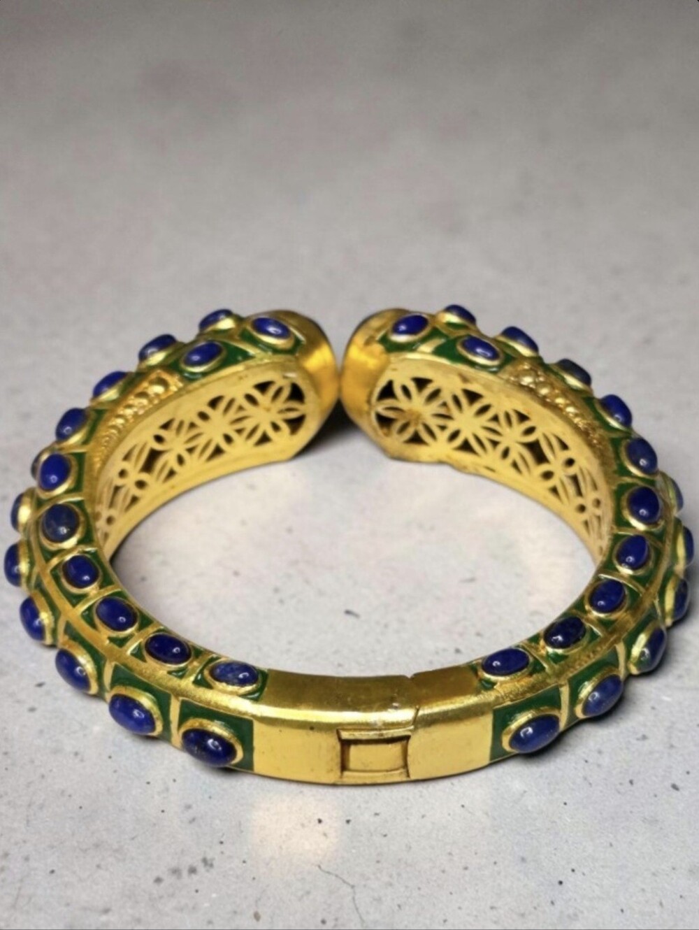 24k Gold Plated Chunky Emerald Enamel Lapis Lazuli Stone Clamper Bracelet - Picture 4 of 5